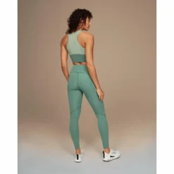 Débardeur On Running Femme Movement Crop Moss Ivy -Teva Boutique 3 download 2023 05 10t160755044