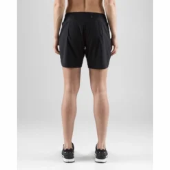 Short De Sport Craft Women Essential 7 Inch Shorts Black -Teva Boutique 4 1906205 999000 Essential 7 Inch Shorts C3