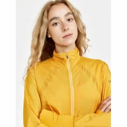 Gilet Craft Women Adv Essence Wind Jacket Calm -Teva Boutique 4 1911241 543000 ADV20Essence20Wind20Jacket20W Closeup3