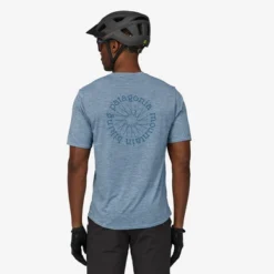 T-shirt Patagonia Homme Cap Cool Daily Graphic Shirt Lands Spoke Stencil Steam Blue X Dye -Teva Boutique 45385 slbx tl2