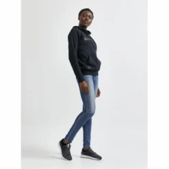 Pull Craft Women Core Craft Hood Black -Teva Boutique 5 1910641 999000 CORE20Craft20hood20W Closeup6